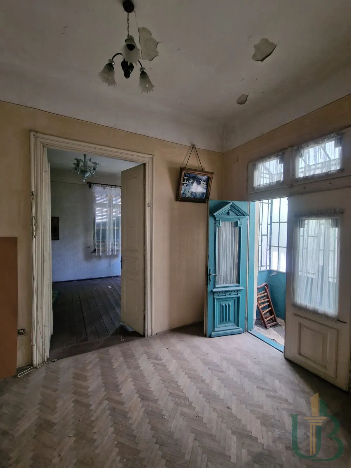 Casa singur curte parc Carol, Tineretului