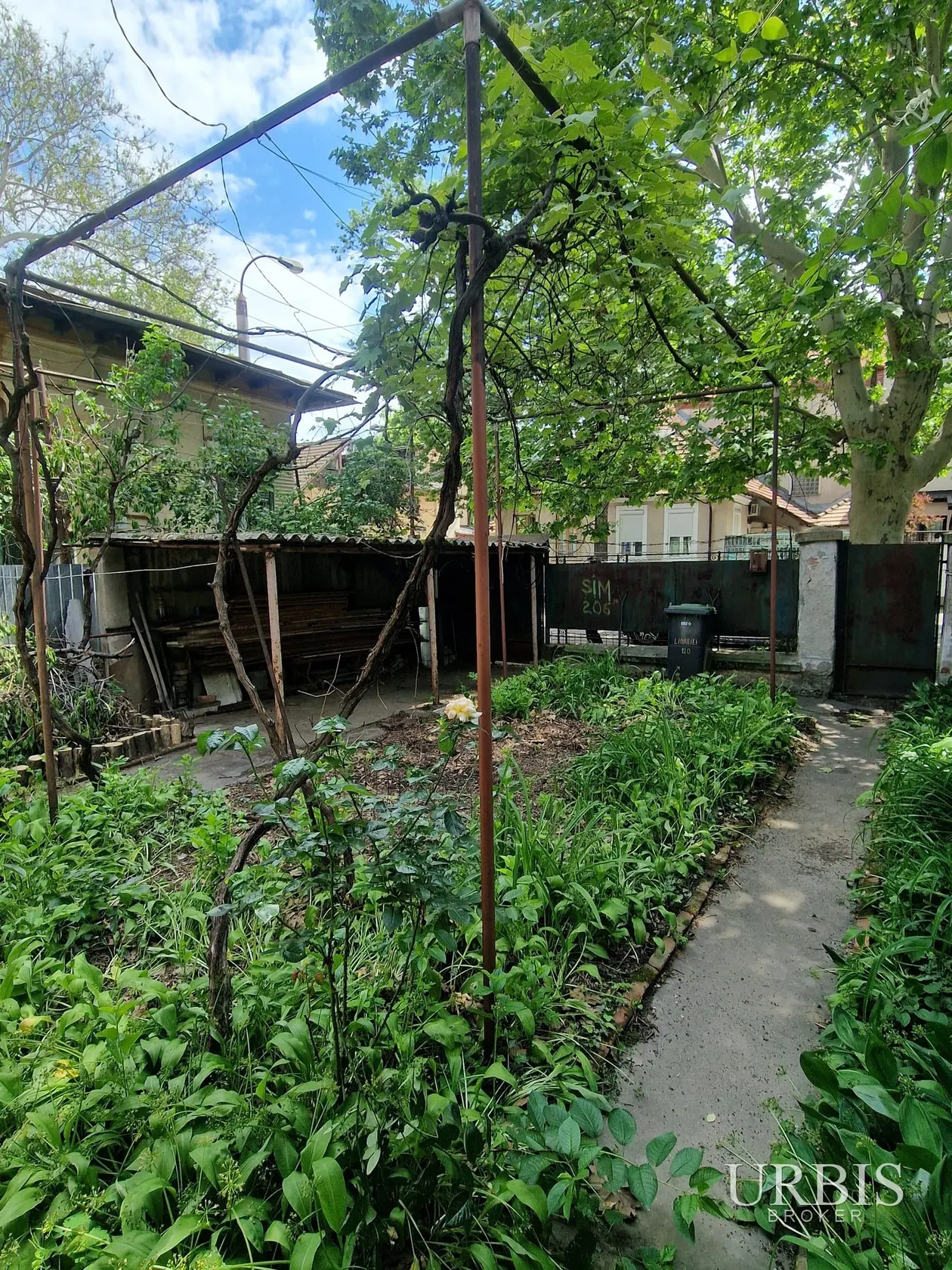 Tineretului - Parcul Carol, teren 413 mp, 2 case