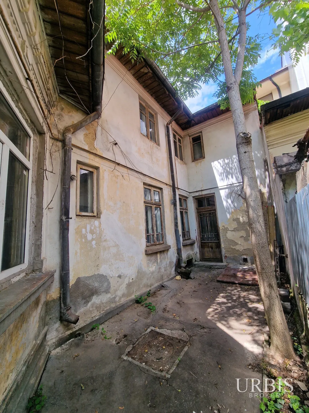 Tineretului - Parcul Carol, teren 413 mp, 2 case